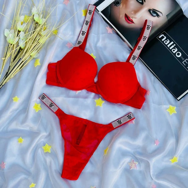 High Quality New Style victoria's secret Wired Rhinestone Straps Back Hook Adjustable Straps Bra & Panty Set