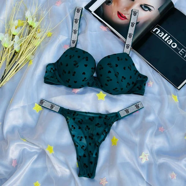 High Quality New Style victoria's secret Wired Rhinestone Straps Back Hook Adjustable Straps Bra & Panty Set