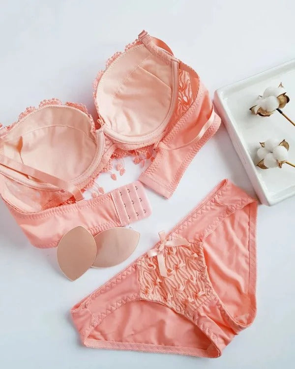 High Quality Women Lace embroidered Push Up Underwire Bra And Panty Set
